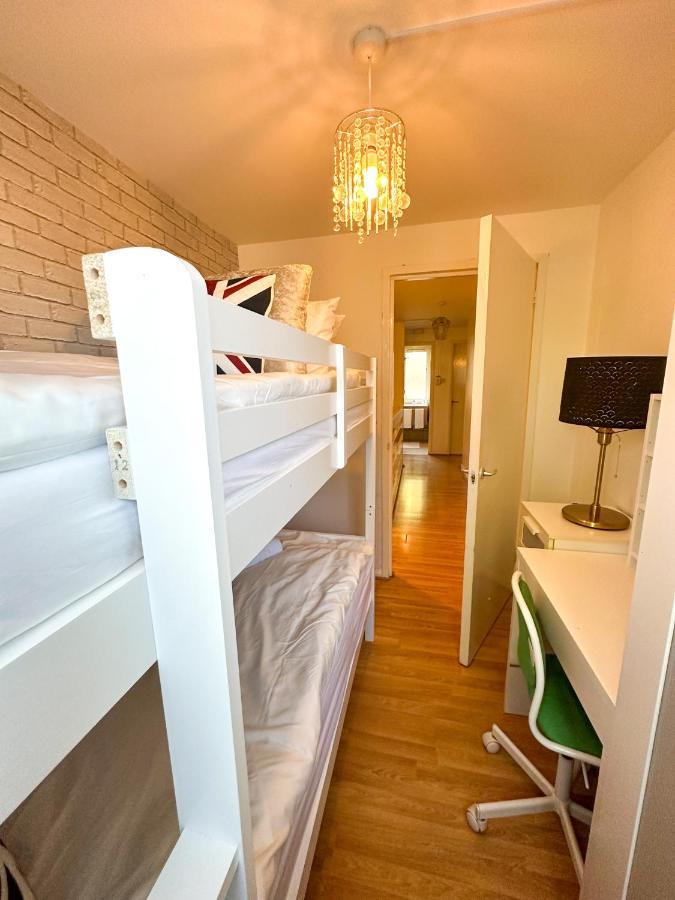 Ferienwohnung 36 O'Leary Square London Exterior foto
